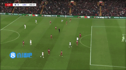 近7场6负!利物浦大轮换0-3水晶宫联赛杯出局 萨尔双响