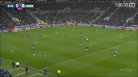 联赛两连胜！纽卡4-1埃弗顿 佳夫双响皮克福德失误沃尔特马德破门