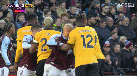 英超-维拉1-0狼队3连胜暂升第三&狼队7连败 卡马拉世界波制胜