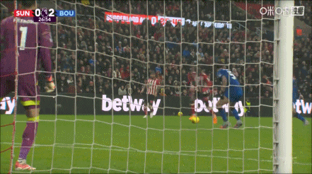 让二追三!桑德兰3-2逆转伯恩茅斯 勒费点射特劳雷布罗比建功