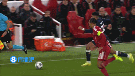 三连败！利物浦1-4埃因霍温近7场4负 范戴克离谱送点科纳特失误