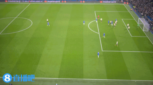 三连胜！切尔西3-0轻取巴萨 埃斯特旺一条龙德拉普建功阿劳霍红牌