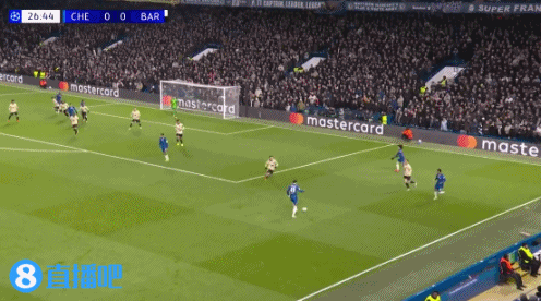 三连胜！切尔西3-0轻取巴萨 埃斯特旺一条龙德拉普建功阿劳霍红牌