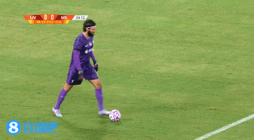 AC米兰4-2利物浦 莱奥传射奥卡福双响索博吊射利物浦后防送礼