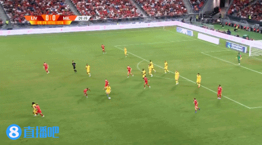 AC米兰4-2利物浦 莱奥传射奥卡福双响索博吊射利物浦后防送礼