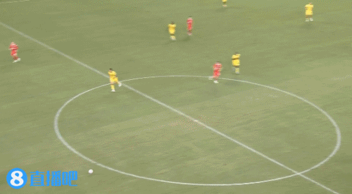 AC米兰4-2利物浦 莱奥传射奥卡福双响索博吊射利物浦后防送礼