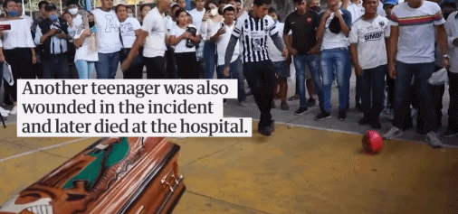 墨西哥16岁足球少年被警察枪杀，葬礼上队友为他送出最后“助攻”