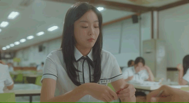 第一集就磕死我了，这9.1分小甜剧太上头