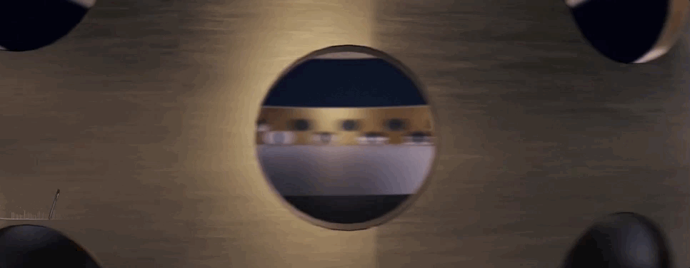 x2的顶部,汇聚了科大讯飞语音识别技术的核心:臻享4 1声麦系统.