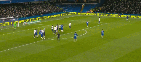 本·戴维斯乌龙球。