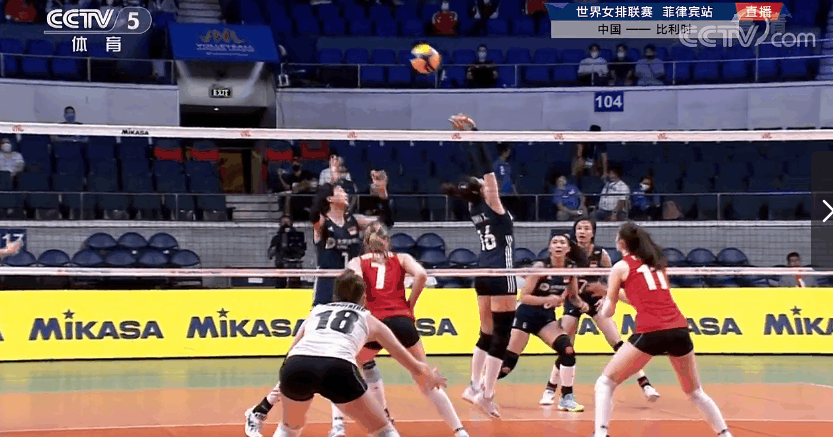 中国女排本场比赛精彩片段。 图片来源：@中国女排