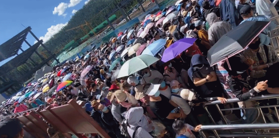 7月11日的喀纳斯景区门口@仙啾啾儿