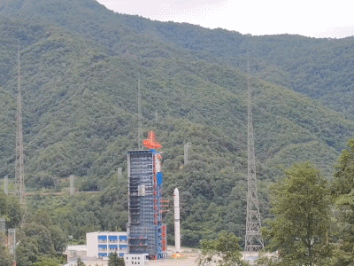 长二丁火箭点火升空。林佳昕摄 图片来源：中国航天科技集团
