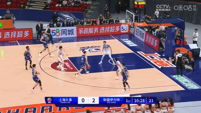 纵观CBA｜上海男篮开局1胜4负，球队必须考虑换外援了