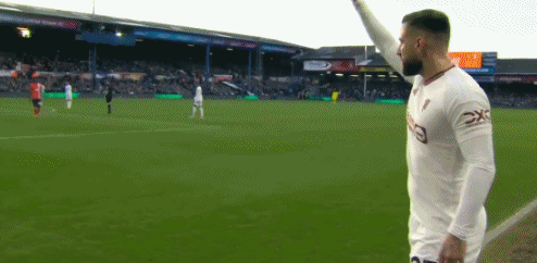 霍伊伦梅开二度。