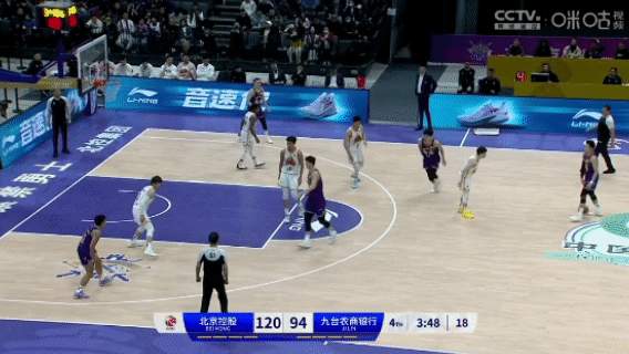 矣进宏CBA处子秀命中3分。