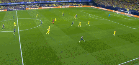 第40分钟,B席头球破门锁定胜局。