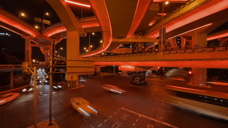 ▲使⽤ iPhone 12 Pro 超⼴⻆摄像头的夜间模式延时摄影