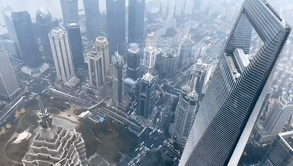 上海中心飘雪来源：上海中心
