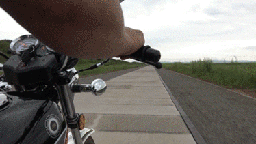 牧民齐力格尔如今是遗址保护大家庭中的一员。马知远 摄