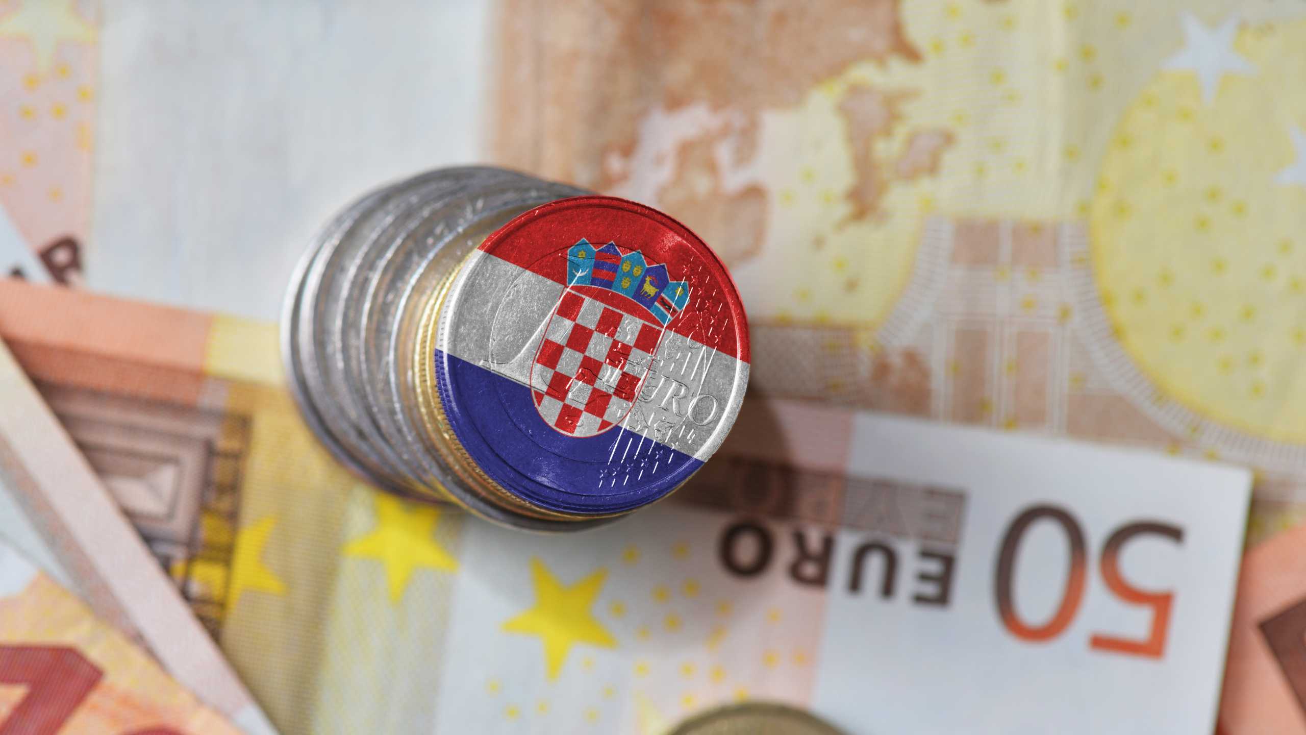 克罗地亚加入欧元区 物价波动、经济增速下滑等挑战犹存
