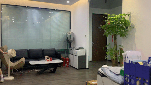 △西佑循环扇：轻轻松松吹到盆栽的位置