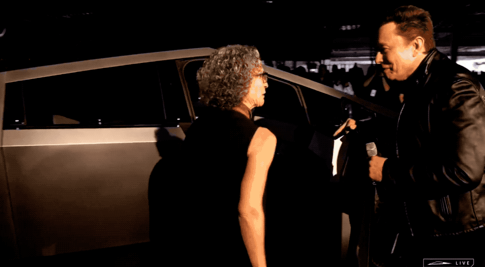 Cybertruck交付现场