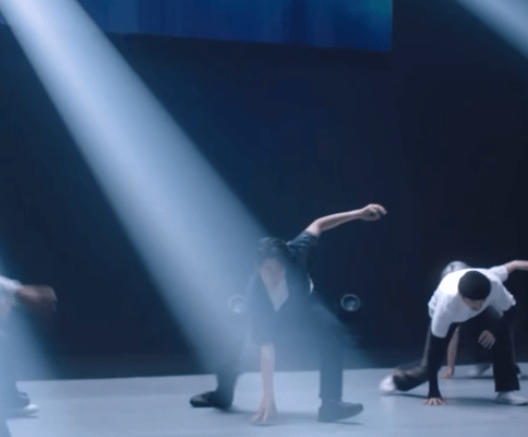 王一博跳霹雳舞|图源：2023杭州亚运会霹雳舞宣传片《正当燃》