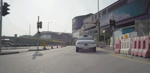 萝卜快跑在香港已开始测试。