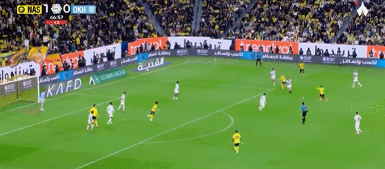 【蜗牛棋牌】C罗梅开二度+生涯第956球!胜利3-0阿科多取10连胜+4分优势领跑