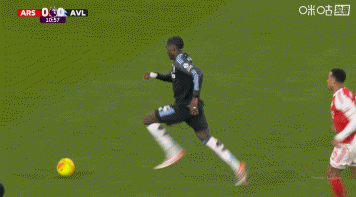 年度收官！阿森纳4-1终结维拉11连胜 枪手4人破门热苏斯复出首球