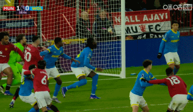 近4轮仅1胜！曼联1-1送狼队终结12连败 齐尔克泽破门舍什科失良机