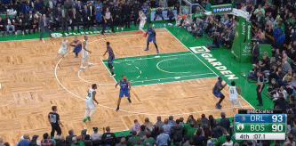 欧文海沃德相继三分不中