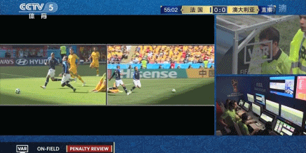 世界杯史上第一次通过视频裁判的辅助改判点球