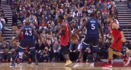 【影片】最佳防守球員的預判太可怕!Leonard通過JB的走位就成功完成一記抄截!-黑特籃球-NBA新聞影音圖片分享社區