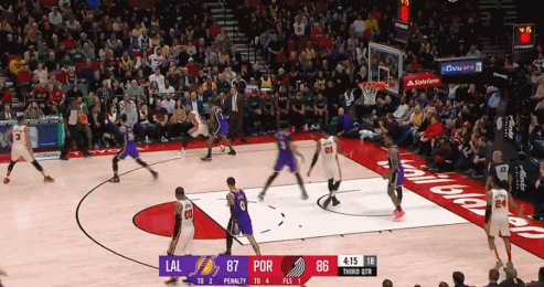 利拉德干拔三分