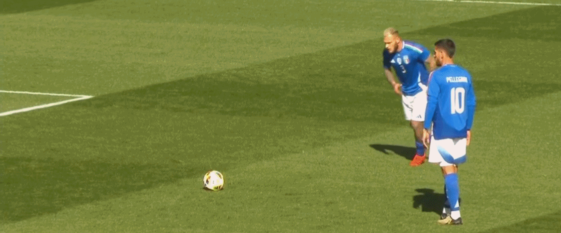 友谊赛-佩莱格里尼·巴雷拉破门意大利2-0厄瓜多尔