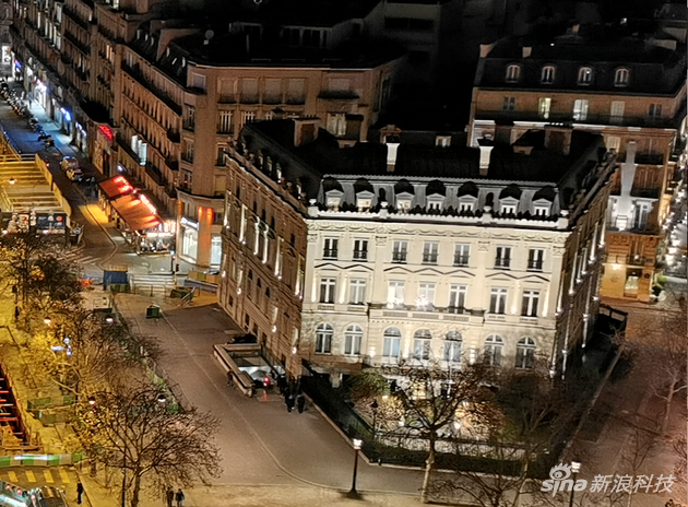 使用华为P30 Pro手持夜景模式下拍摄