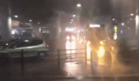 日本东京普降暴雨电闪雷鸣 气象厅发避难警告(图)