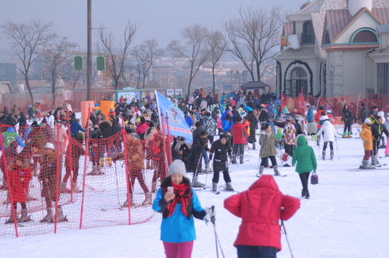 增至12条雪道 热高乐园引领辽宁滑雪产业转型