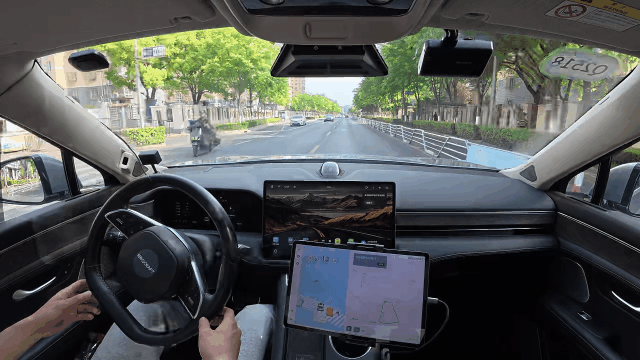 2025上海车展：轻舟智航发布行业首个基于单征程6M的端到端城市NOA