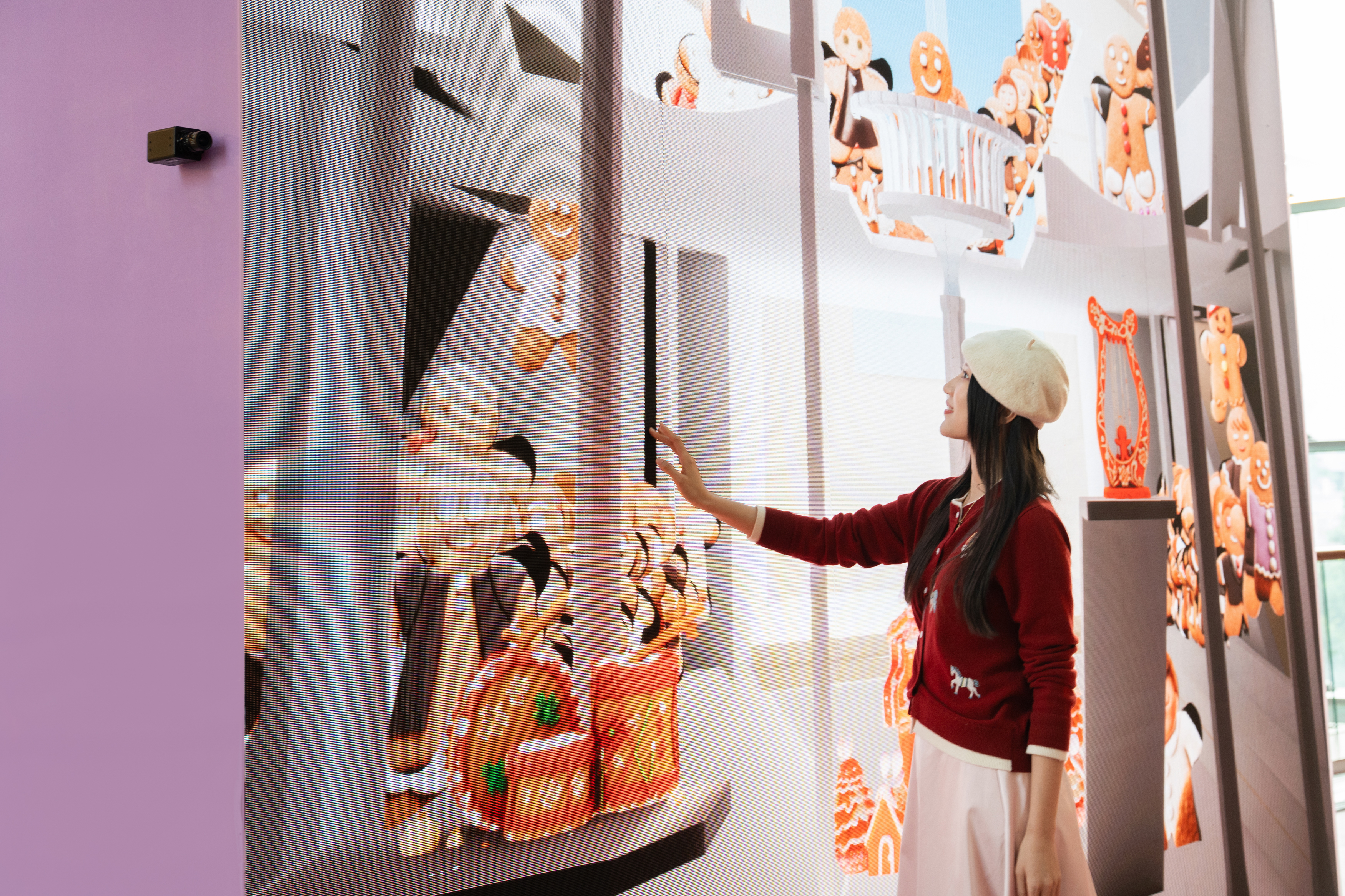 “数字姜饼人唱诗班”互动装置