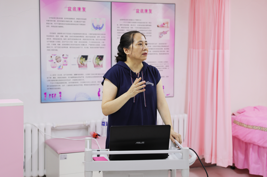 用担当诠释仁心——哈尔滨市红十字中心医院妇三科主任刘晓丽_新浪