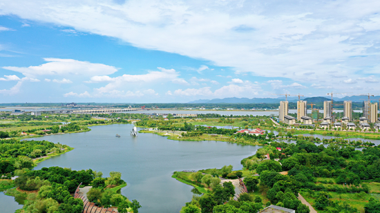 倾力守护一江碧水湖南望城水清景美入画