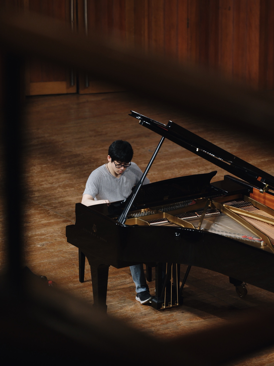 张昊辰钢琴独奏音乐会奏响成都