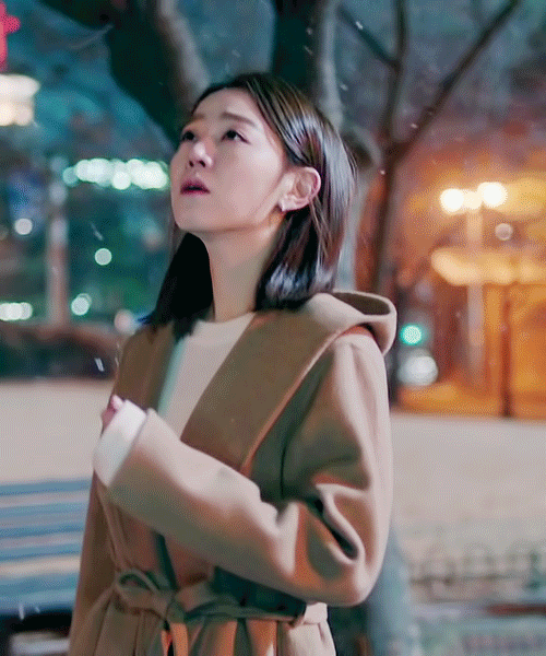 接地气的可爱反应登上了热帖又一位宝藏美女被发现了