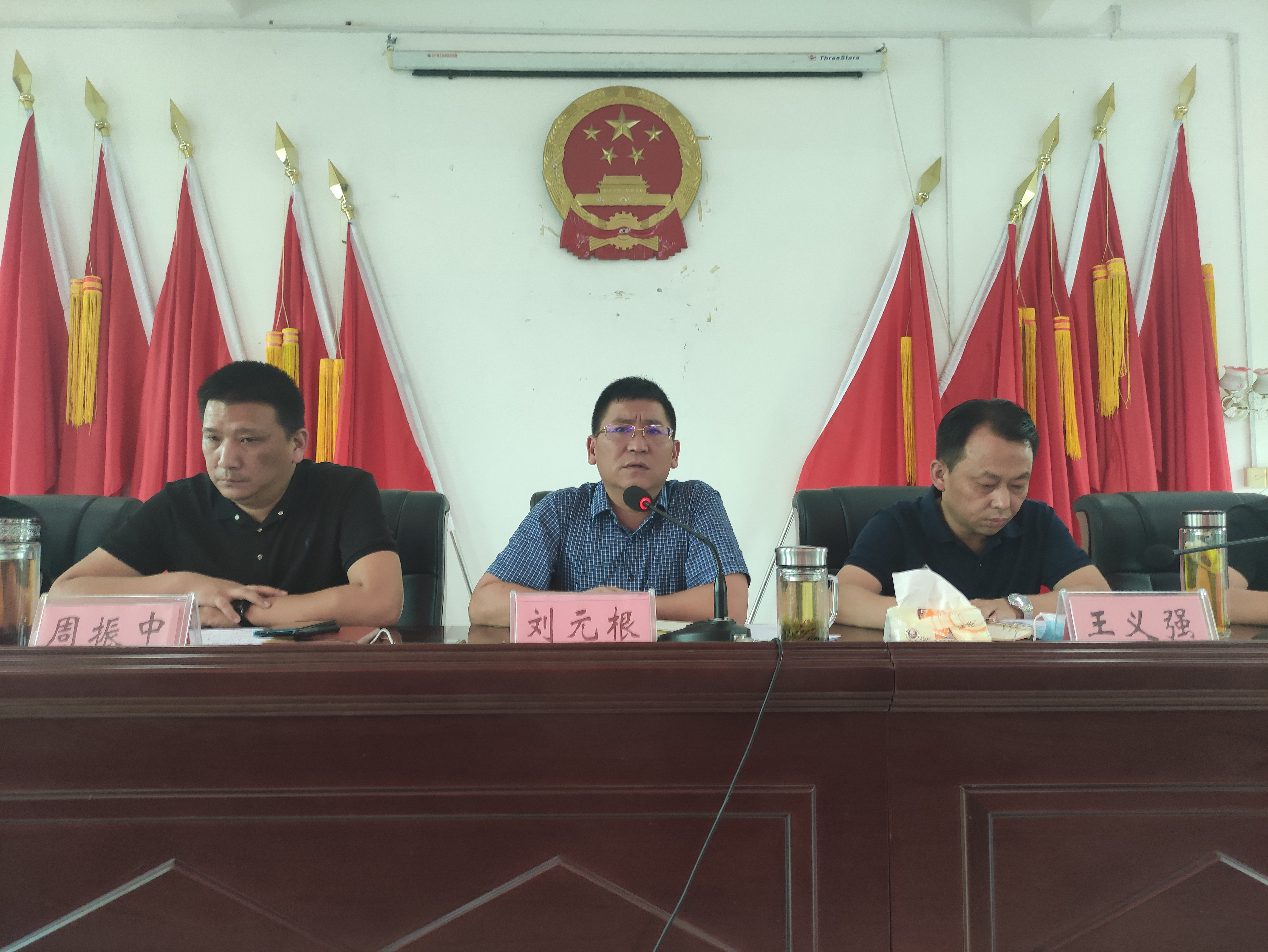 阳新新闻:龙港镇召开疫苗接种工作推进会暨 近期重点工作推进会