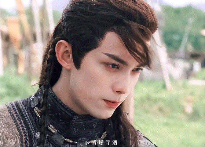 以及养母意外被涉尔杀了之后的怒不可遏的表情……那种看到养母被胁迫