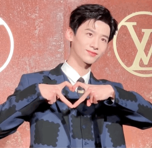 笑不活了在等待开端的日子里大家逐渐偏离主题