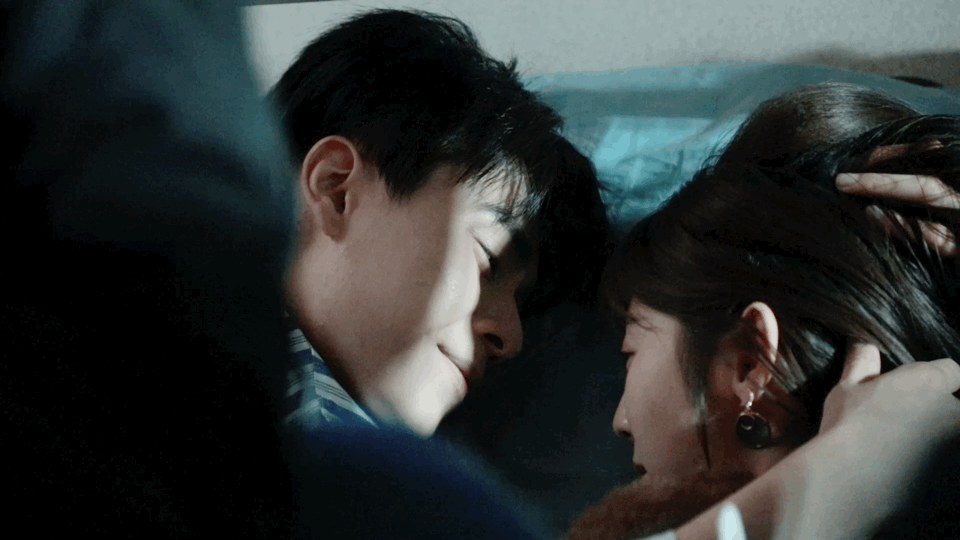 咱就是说胡一天是真的很会亲呢隔着屏幕都觉得是这样呢